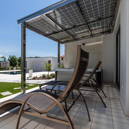 Hotel & Resort Isola Baska  Ngoại thất bức ảnh