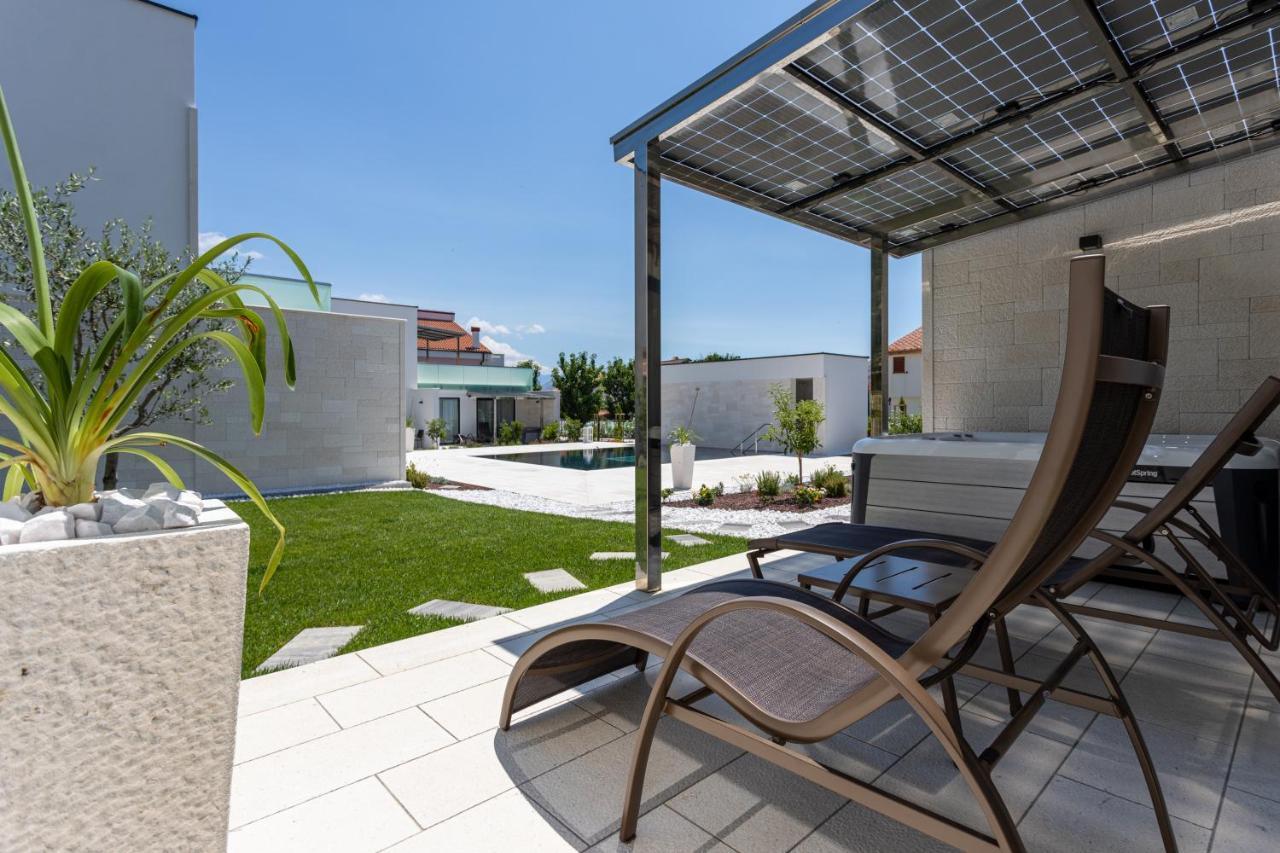 Hotel & Resort Isola Baska  Ngoại thất bức ảnh
